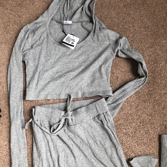 NWT ribbed crop top and pants set - Picture 6 of 6